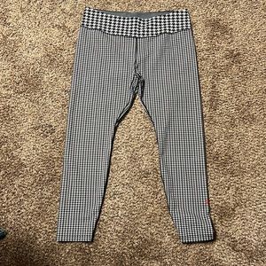 Women’s XL, Nike dry fit leggings